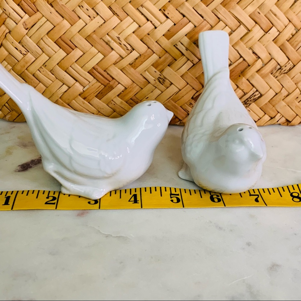 Salt & Pepper Shakers - Picture 3 of 6